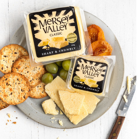 Mersey Valley Vintage Cheddar Cheese - SHARP n CRUMBLY !